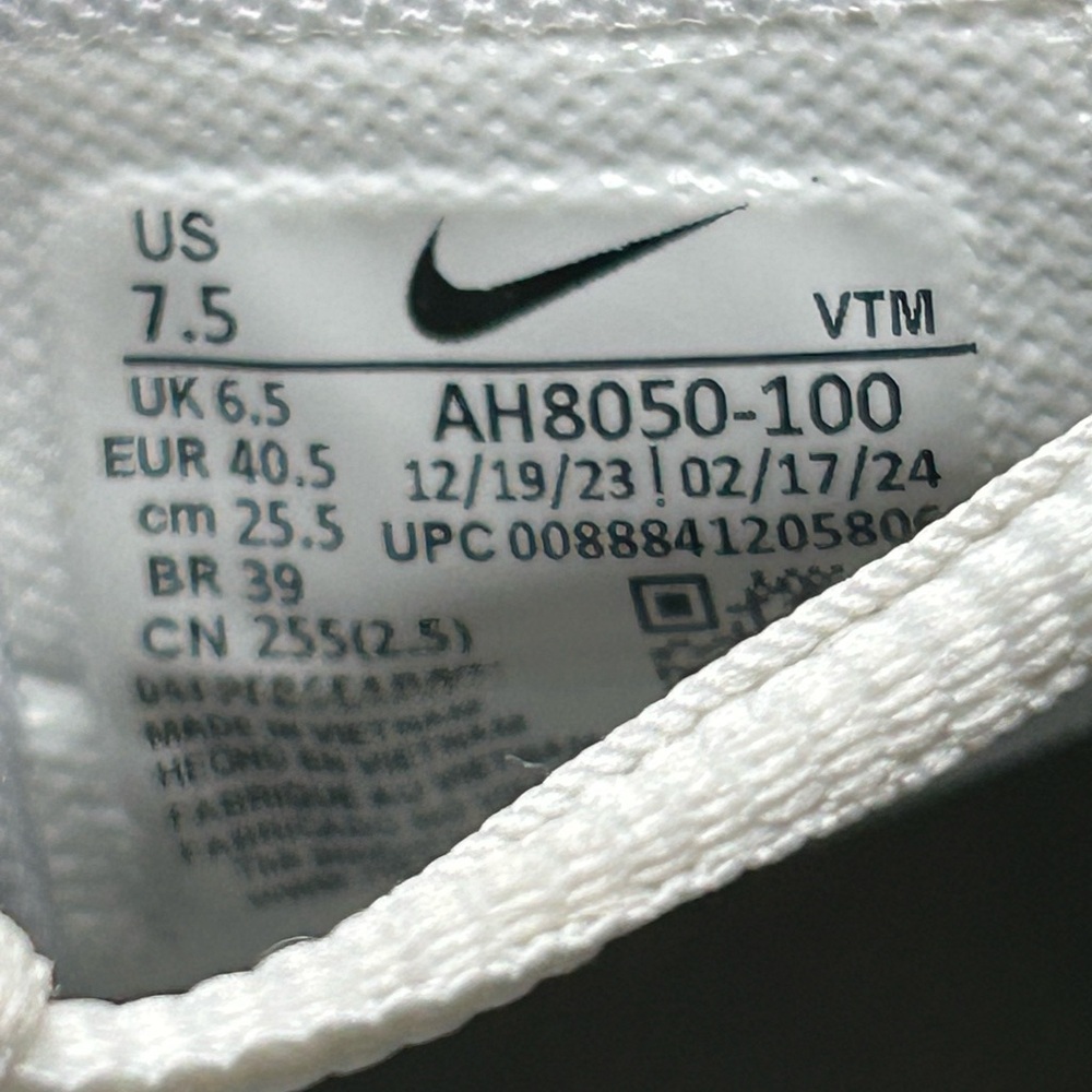 Size 7.5M- Nike Air Max 270 Low White - Picture 6 of 6